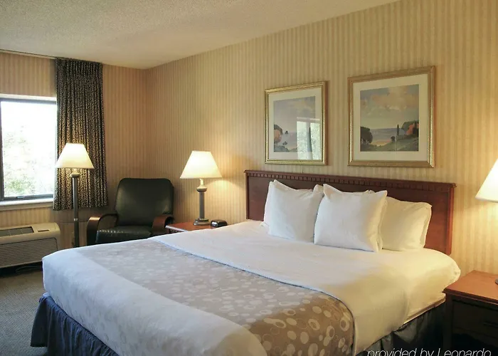 Locanda Spark By Hilton Chicago I 57 2*